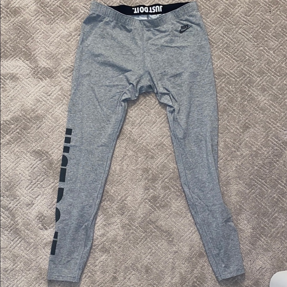 NIKE leggings